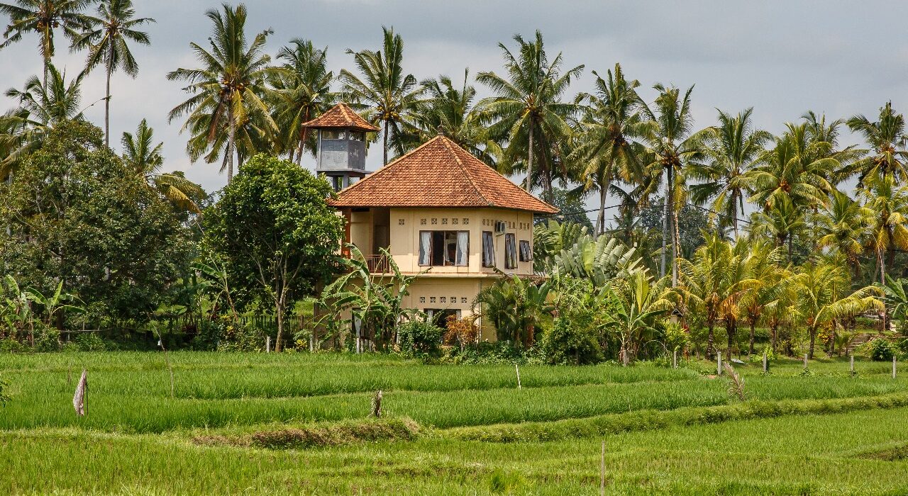 Buy a Farmhouse in Noida Sector 100