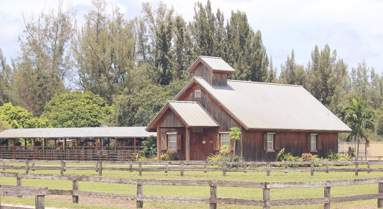 Buy Farmhouse in Sector 99 Noida