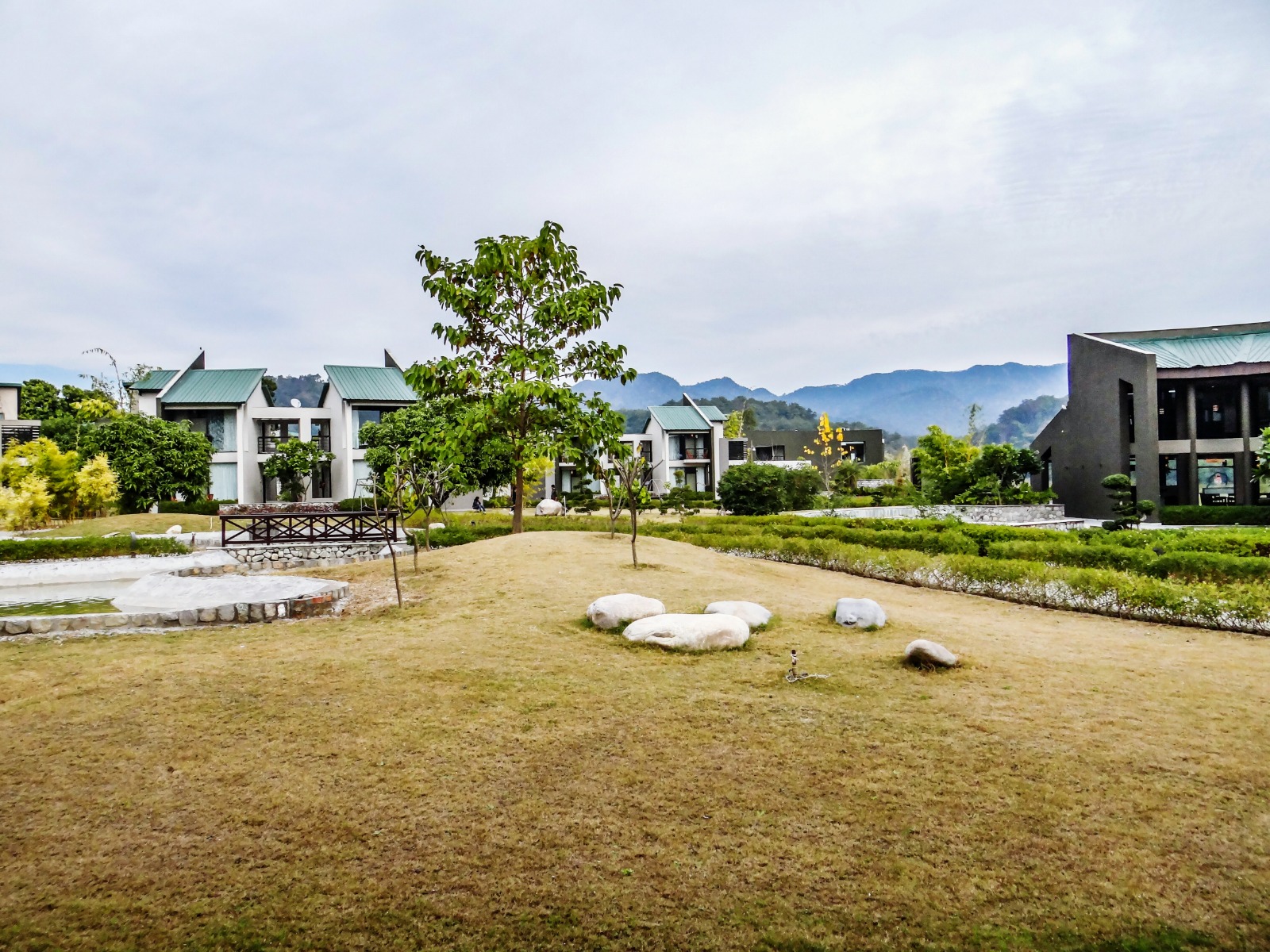 Farmhouse in Noida Sector 130