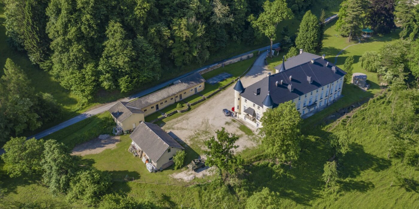 Farmhouse for Sale in Sector 133 Noida