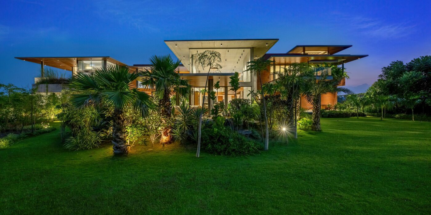 Farmhouse in Sector 40 Noida