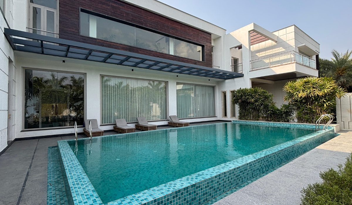 Buy Farmhouse in Sector 43 Noida