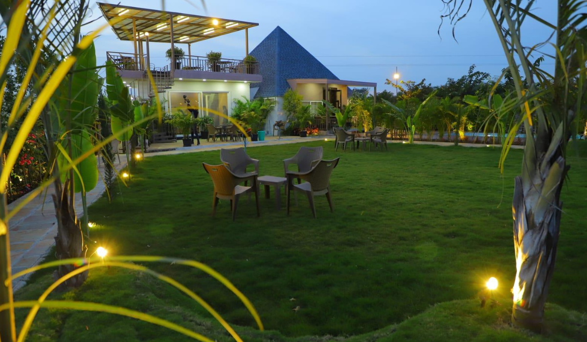 Farmhouse for Sale in Sector 143 Noida