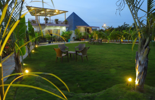Farmhouse for Sale in Sector 143 Noida