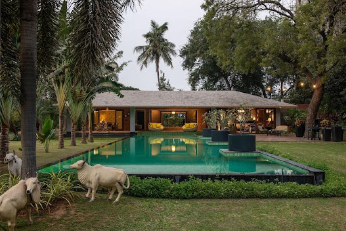 Buy Farmhouse in Sector 43 Noida