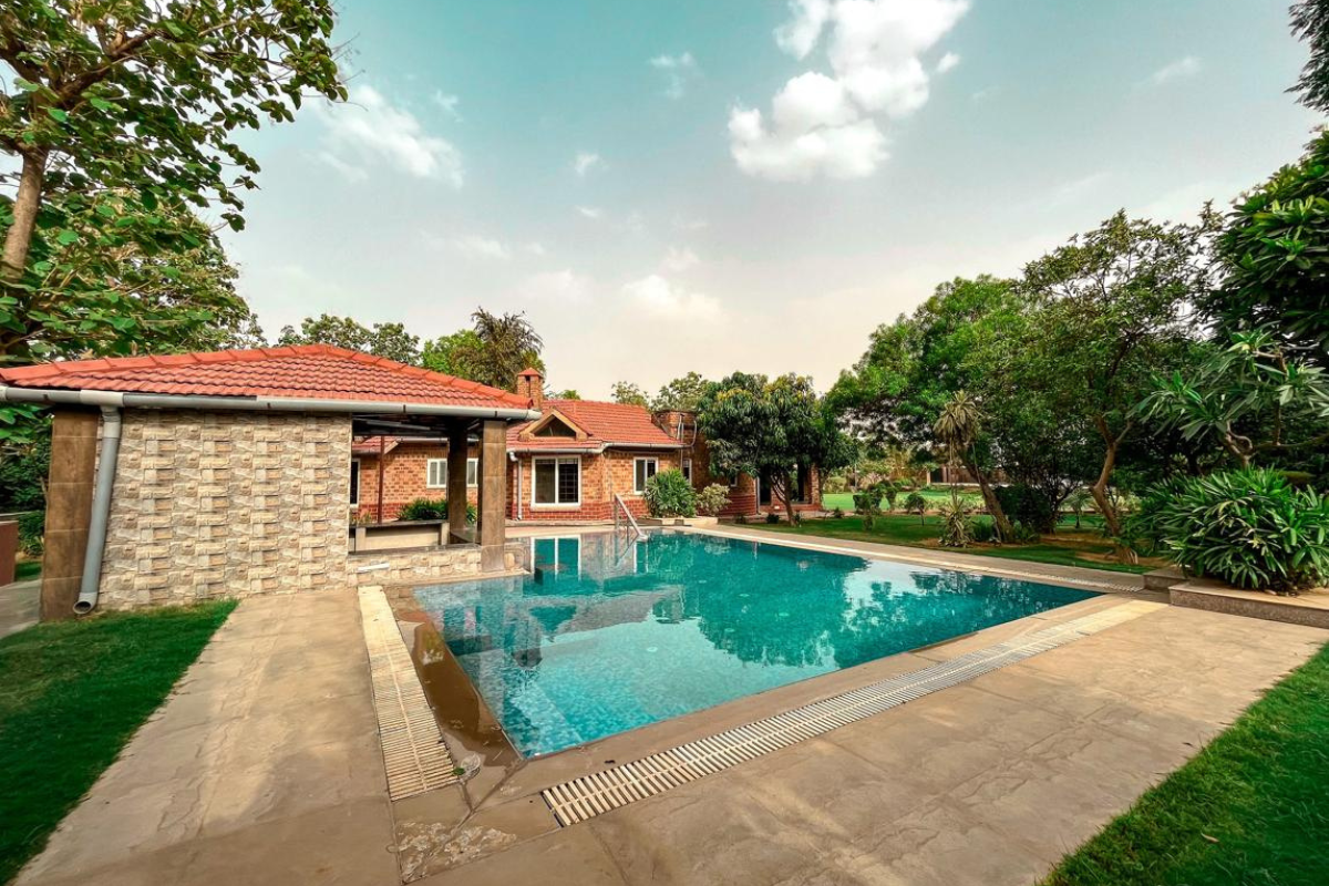 Buy Farmhouse in Sector 30 Gurugram